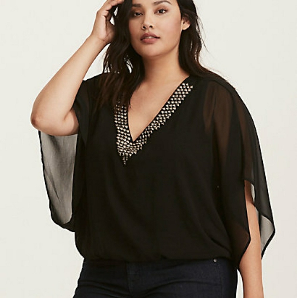*SOLD* Torrid NWT Embellished Vneck Top, NWT
